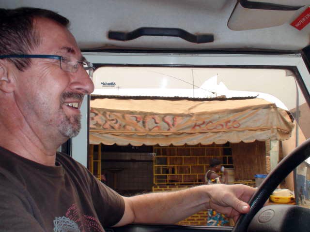 André driving to Kalzi