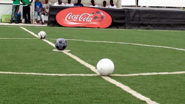 Having a Ball in the middle