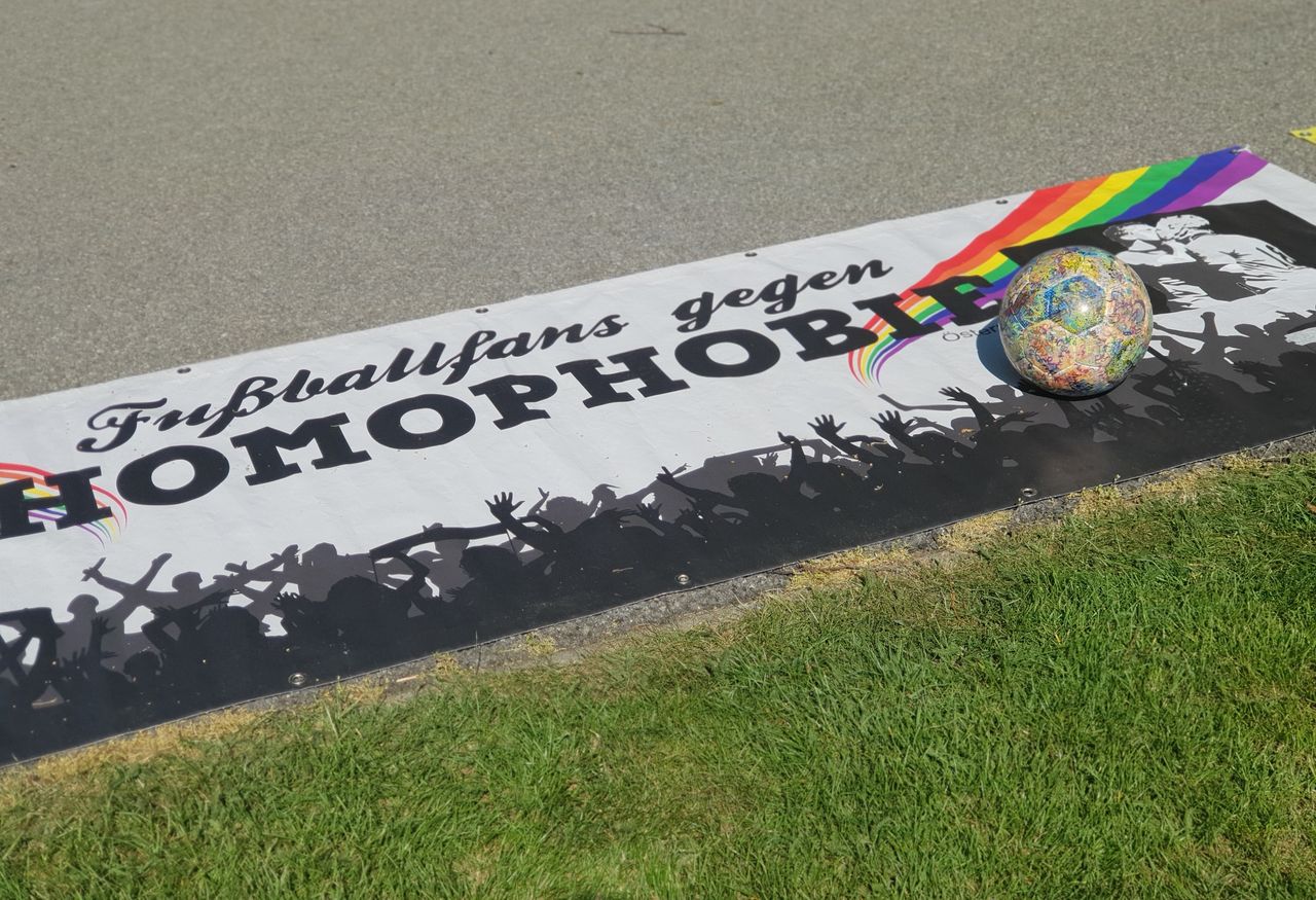 Fussballfans gegen Homophobie