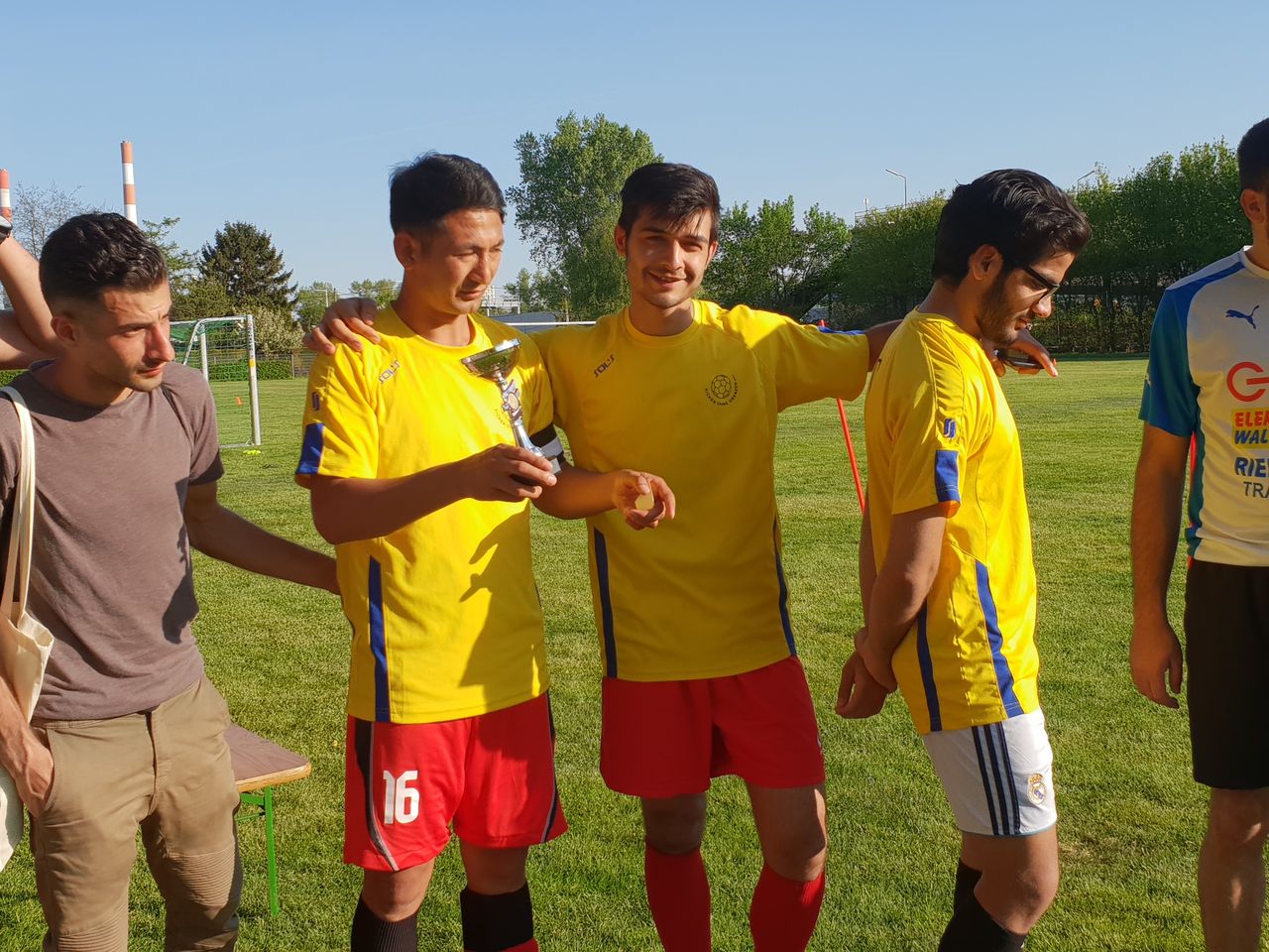 Kicken für Toleranz; Kicken gegen Homophobie;