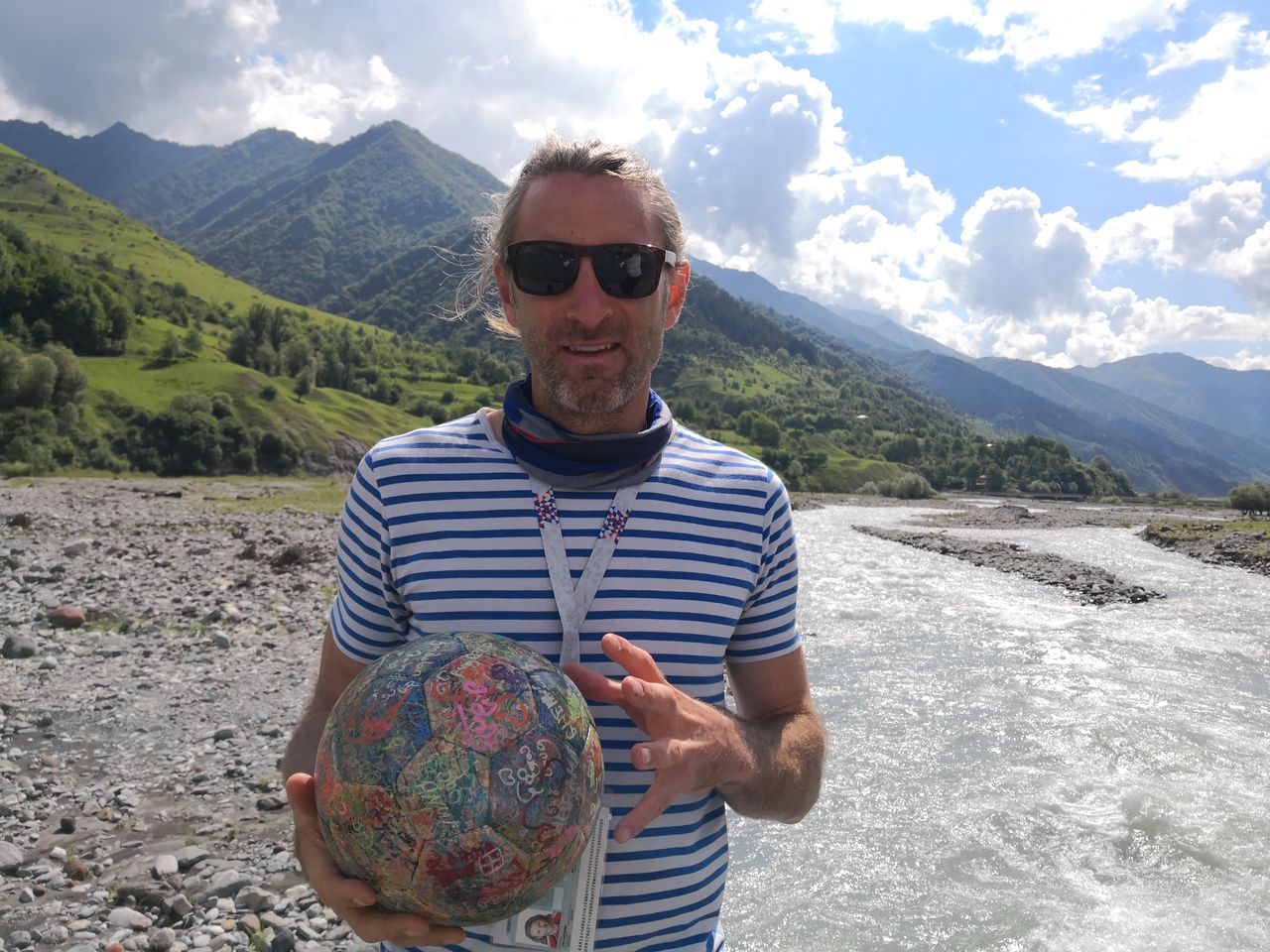 Noch auf der georgischen Seite werden mögliche Szenaniern durchgespielt.