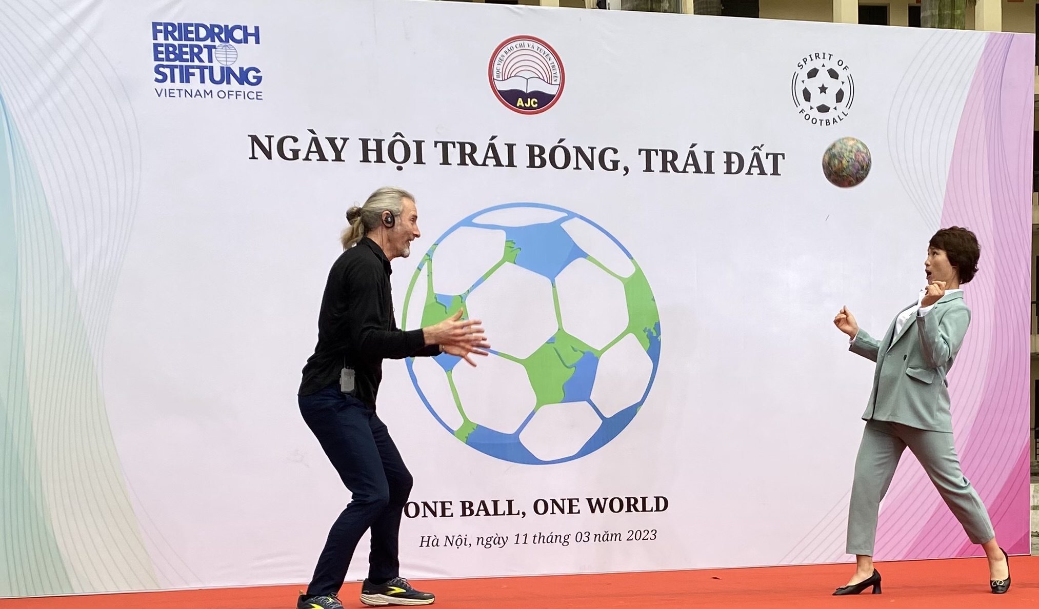 Nguyen Thi Minh Nguyet, legend of Vietnamese football heads The Ball