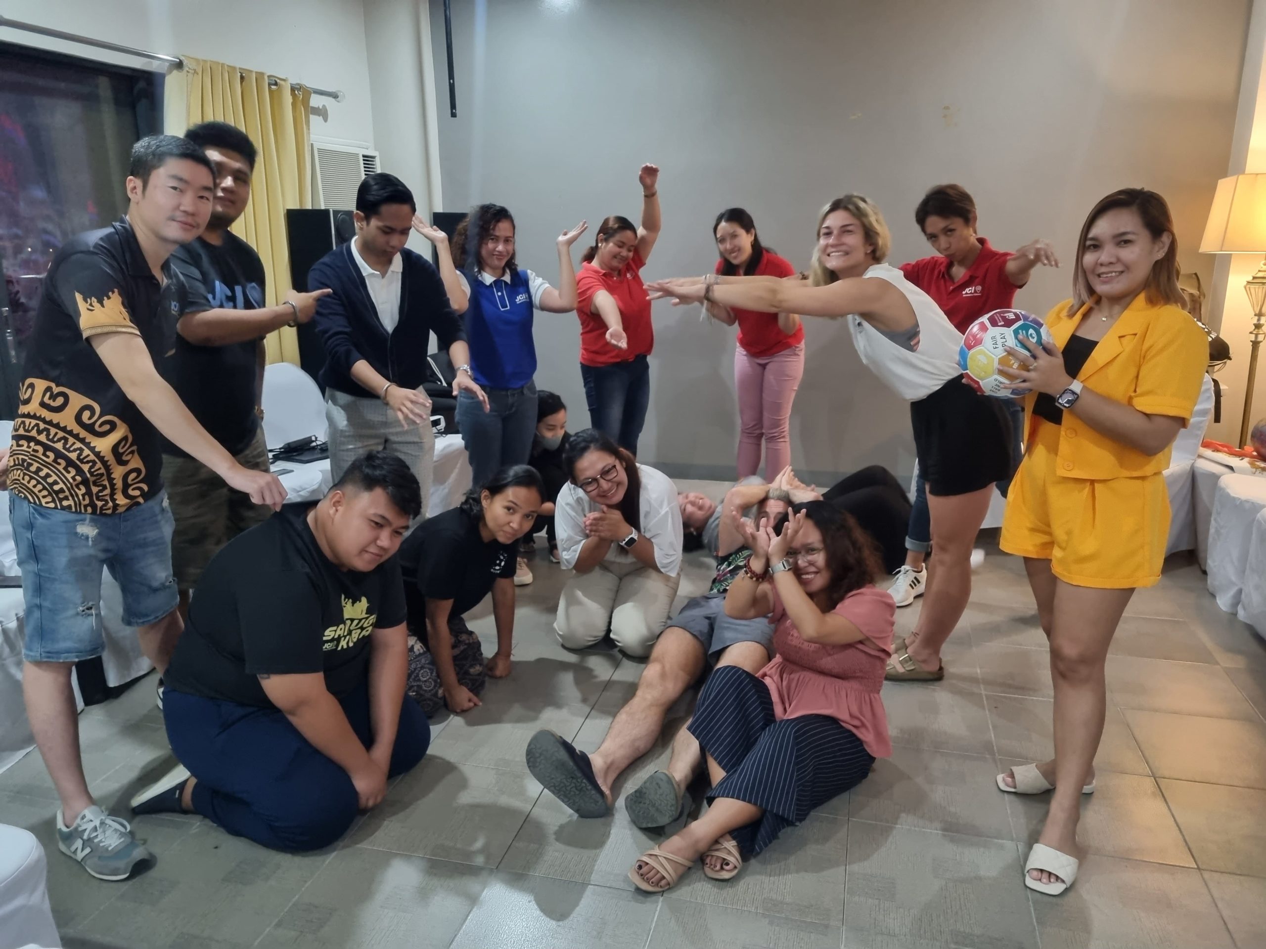 große-Ampel-Bohol-min