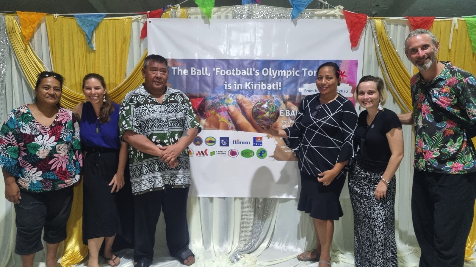 The Ball arrival Kiribati
