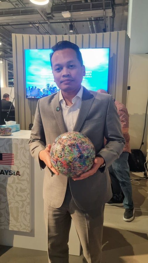 Malaysian Minister for Environment, Nik Nazmi Nik Ahmad